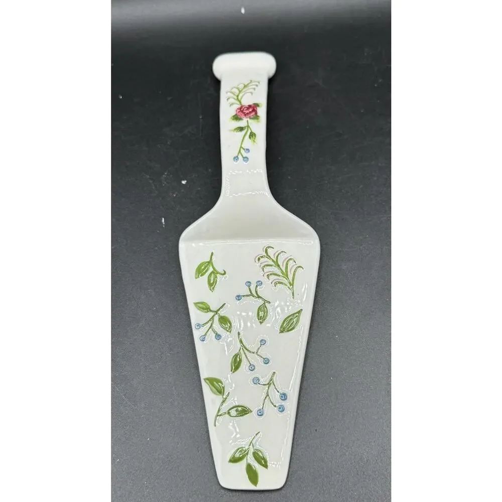 Vintage MWW Market Ceramic Cake Pie Server With Floral Design Rose Vine -A94